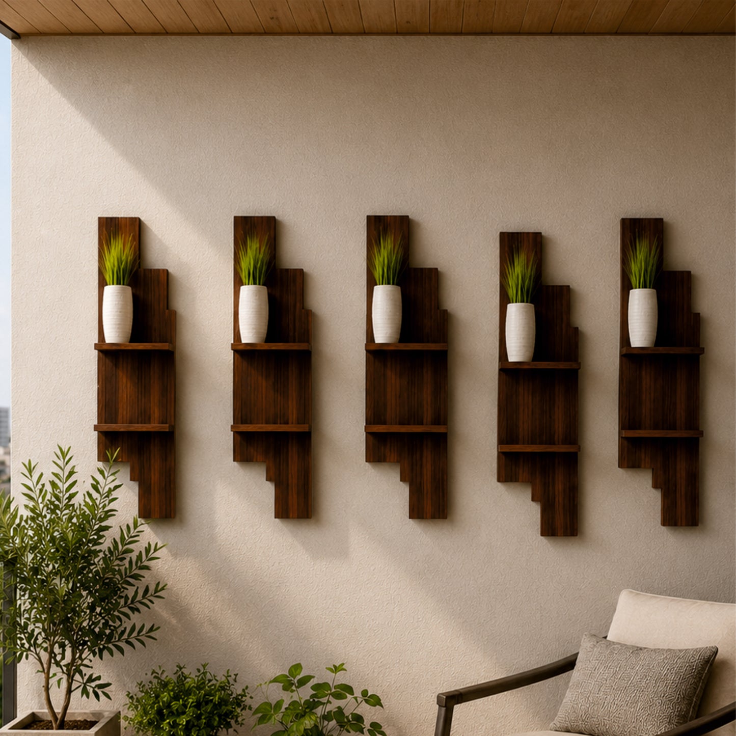 Step Line Wall Planter