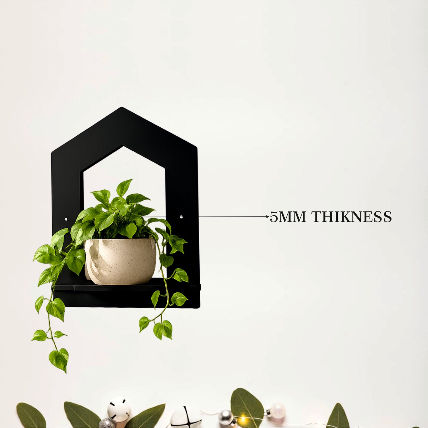 Nestora Wall Planter