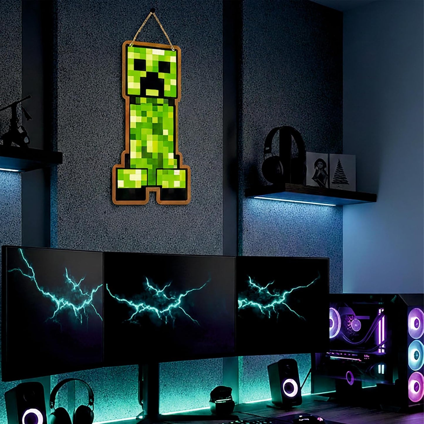 Retro Pixel Creeper Gaming Wall Hanging